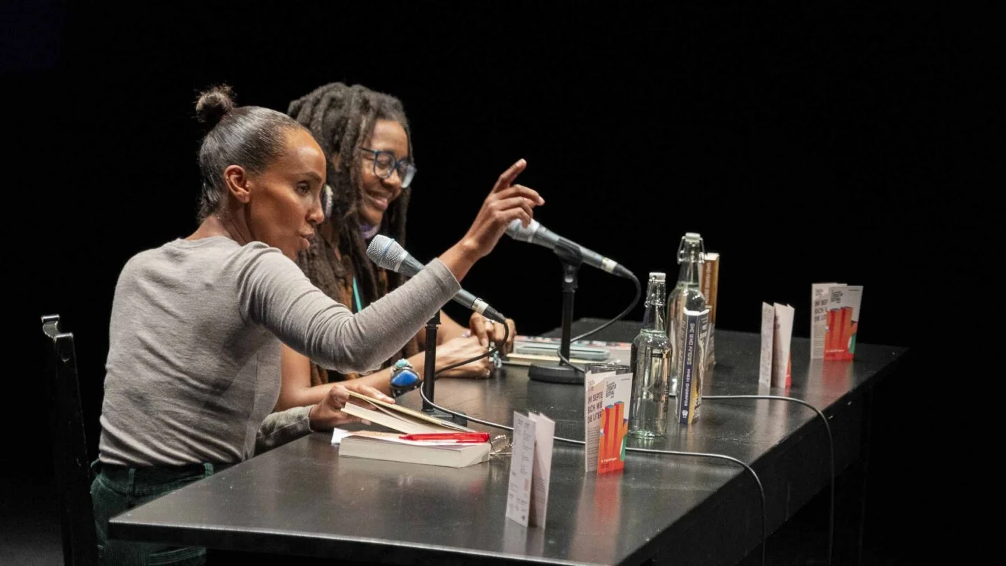 Hadnet Tesfai, Nnedi Okorafor © internationales literaturfestival berlin, PWS e.V., Foto: Charlotte Kunstmann